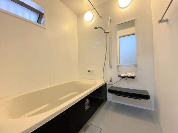 【浴室】 | 明石市朝霧東町　中古戸建