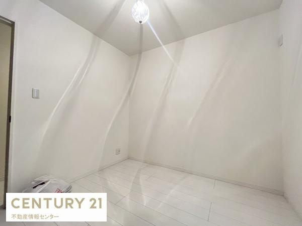 【子供部屋】 | 平尾2丁目　中古戸建 | 1か4.5帖のお部屋は子供部屋や来客用にも！