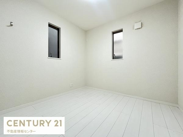 【洋室】 | 平尾2丁目　中古戸建 | 1階のもう一つの4.5帖の部屋です！