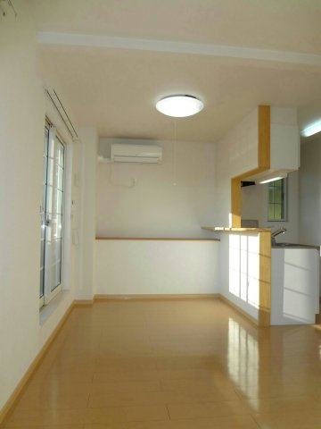 メゾン・ド・クールの居間・リビング