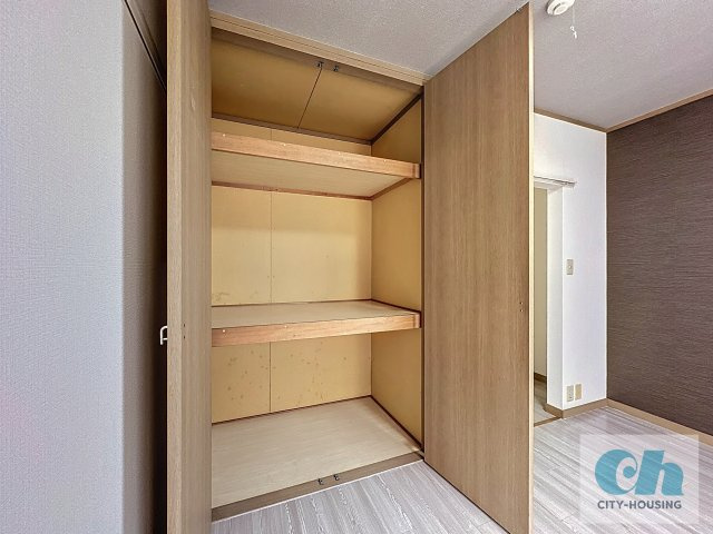 メゾンボヌール 203号室の収納