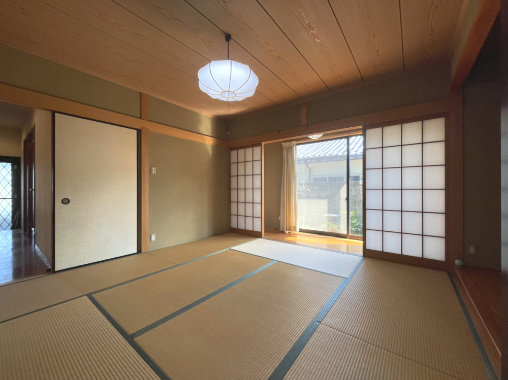 上之町2丁目　戸建の和室|1階和室（約8.0帖）