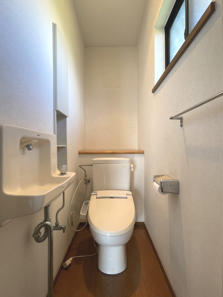 上之町2丁目　戸建のトイレ|2階トイレ