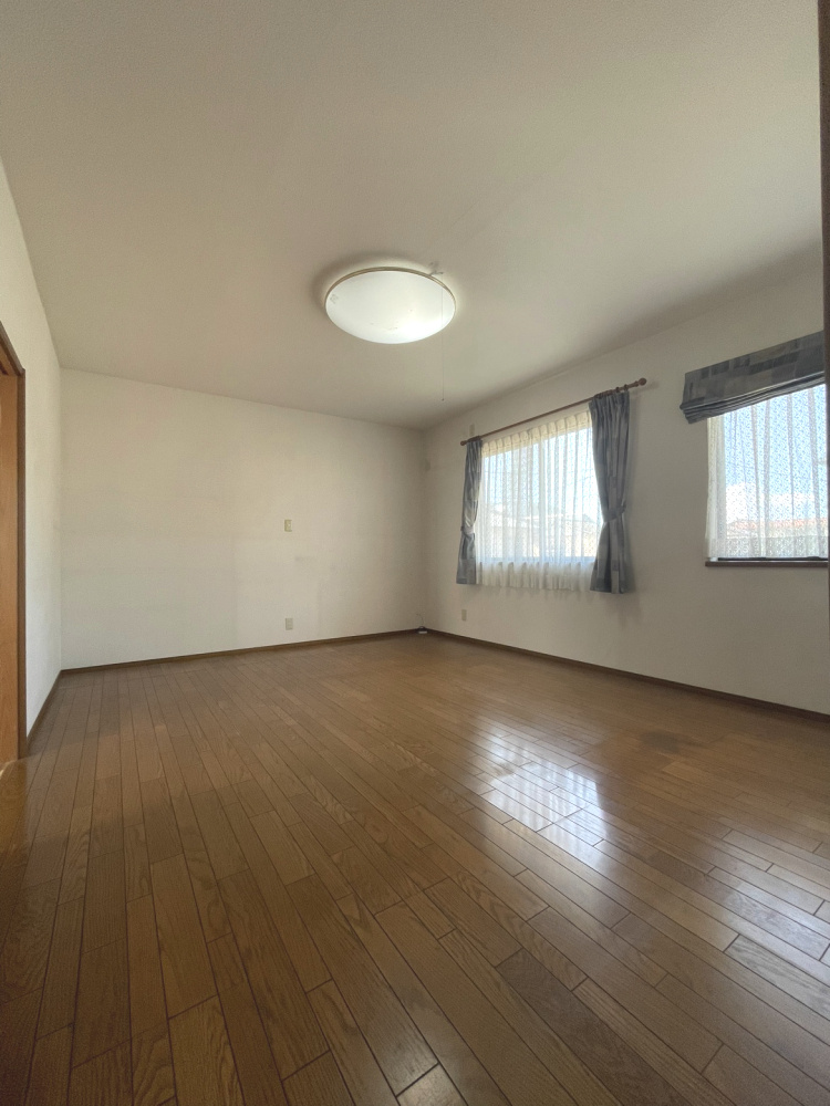 上之町2丁目　戸建の洋室|2階洋室（約10.0帖）