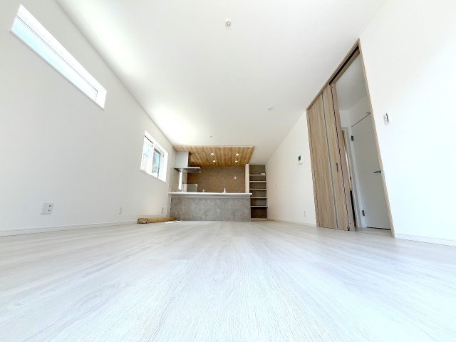 福生市福生全3棟　新築分譲の居間・リビング