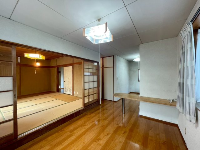 【居間・リビング】 | 前橋市北代田町　中古住宅