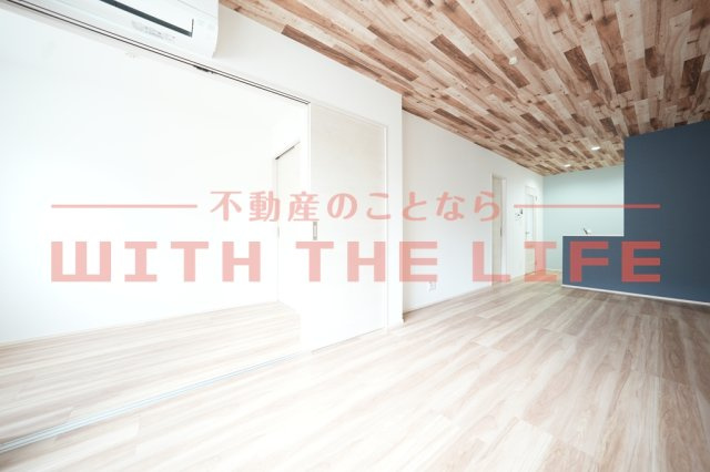 BRAVE BASE REA Ⅱ【キャッシュバック対象】の居間・リビング|居間です