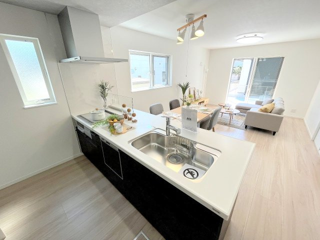 福生市福生全3棟　新築分譲のキッチン