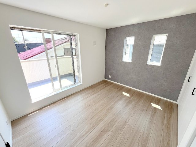 福生市福生全3棟　新築分譲の洋室