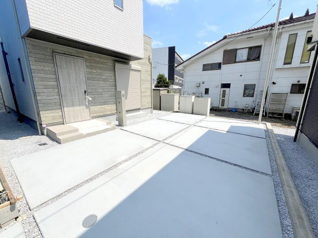 福生市福生全3棟　新築分譲の駐車場