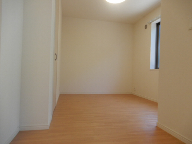 サンモール金ヶ崎の居間・リビング