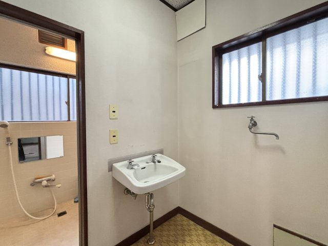 【独立洗面台】 | 前橋市六供町３丁目　中古住宅