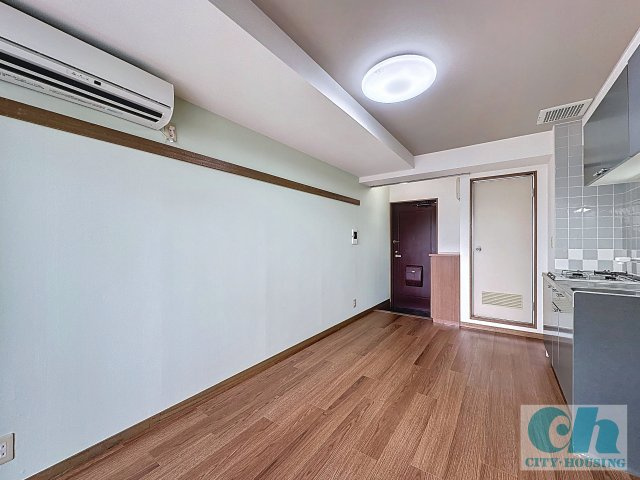 K-BLDG（K-ビルディング）305号室の居間・リビング