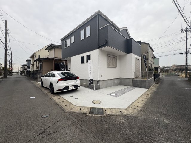 【外観】 | ＼小田急小田原線「鶴巻温泉」駅から徒歩13分／
開放感のある北西角地☆