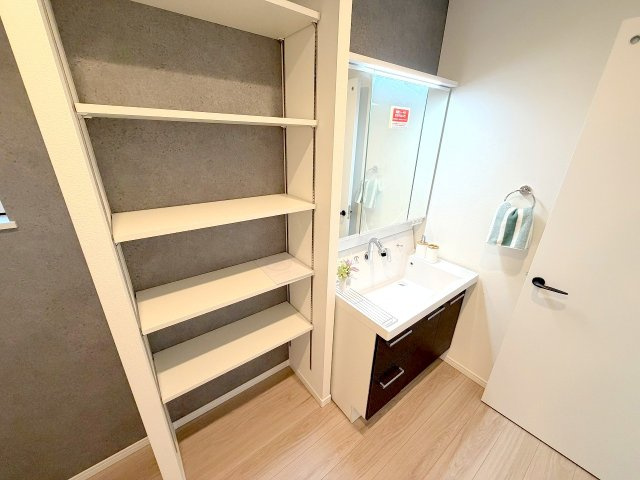 福生市福生全3棟　新築分譲の洋室