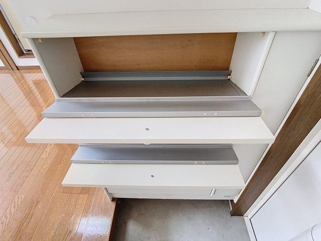 ユートピアEの玄関