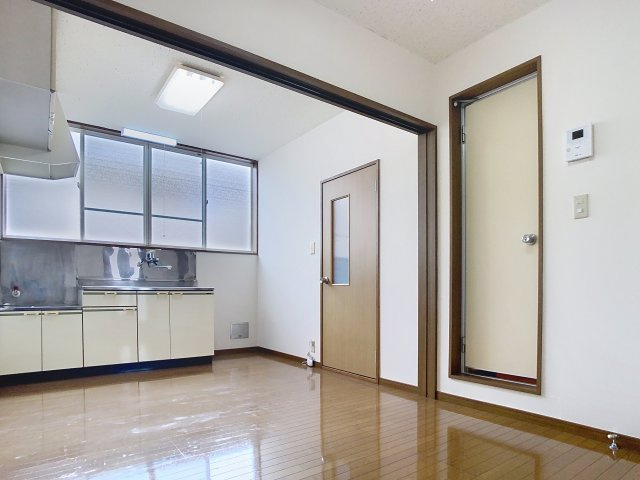 ユートピアEの居間・リビング