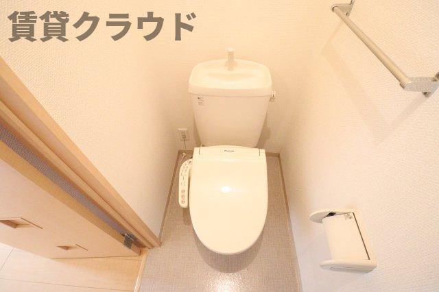 リビングタウンおゆみ野のトイレ|落ち着いたトイレです
