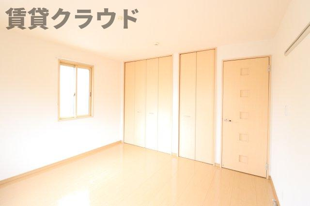 リビングタウンおゆみ野の洋室|使い勝手のいい洋室です