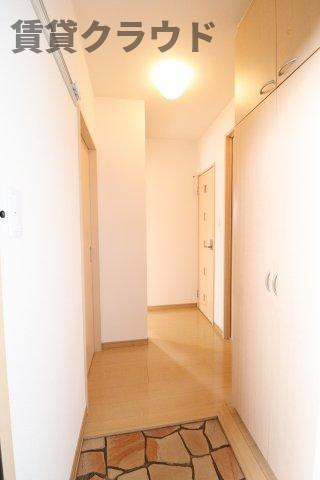 リビングタウンおゆみ野の玄関|きれいな玄関です