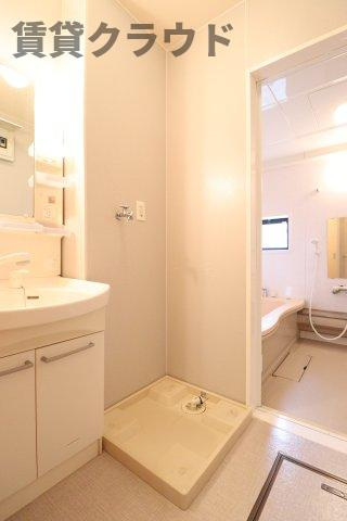 リビングタウンおゆみ野の洗面所|コンパクトで使いやすい洗面所