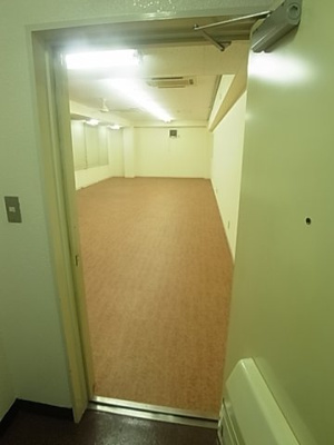 【玄関】 | クラタ12号館