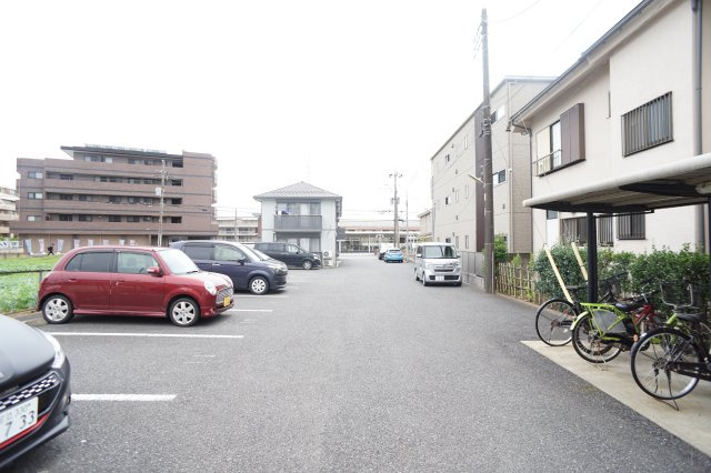 カーサ西船の駐車場|駐車場です。現在、空き区画ございます♪