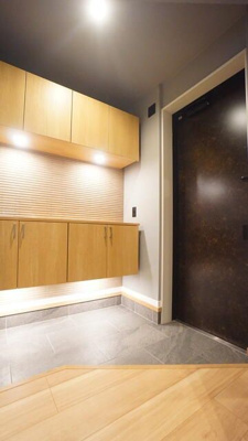 【玄関】 | ステラヒルズ | 明るい玄関です