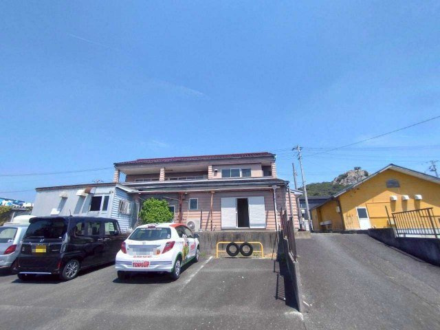 雲谷町　貸店舗事務所の駐車場