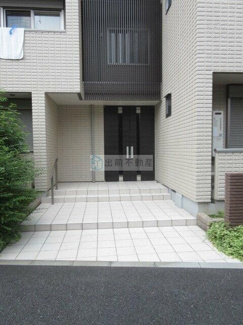 【エントランス】