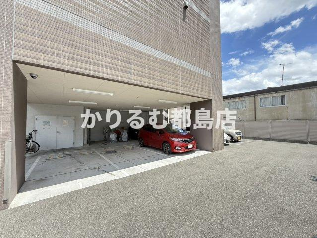 Premier Stage都島高倉町の駐車場