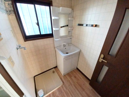 東松山市六軒町 中古戸建のトイレ|２階 トイレ