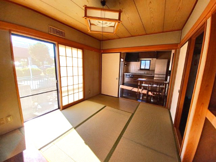 東松山市六軒町 中古戸建のバルコニー