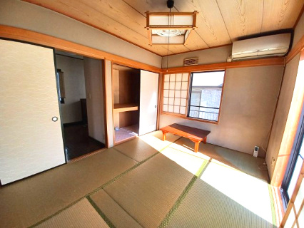 東松山市六軒町 中古戸建の庭