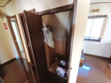 東松山市六軒町 中古戸建の駐車場