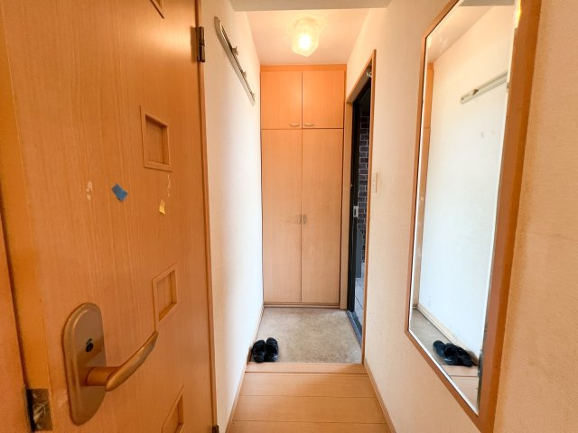 ウエスト孕の玄関