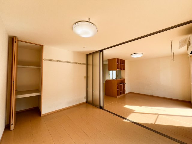 ウエスト孕の居間・リビング