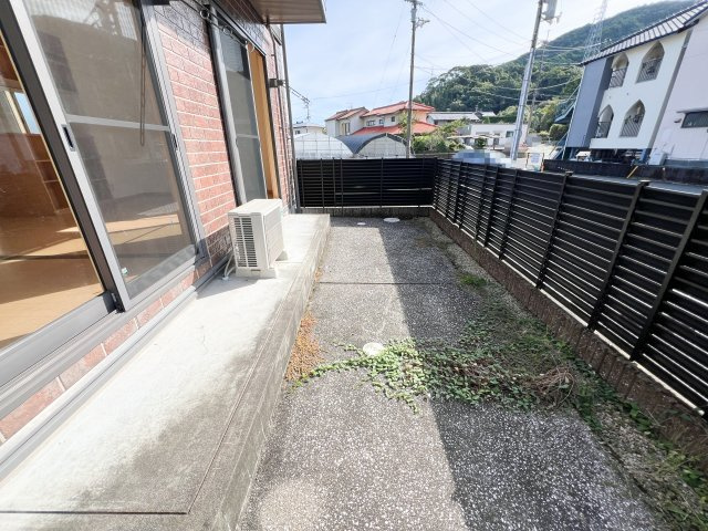 ウエスト孕の庭