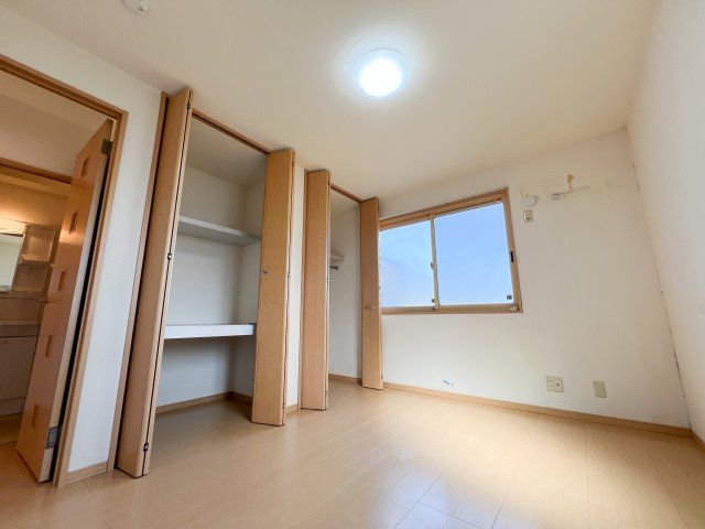 ウエスト孕の洋室