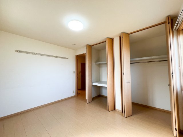 ウエスト孕の洋室