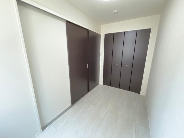 トリコロールⅢの内装|洋室