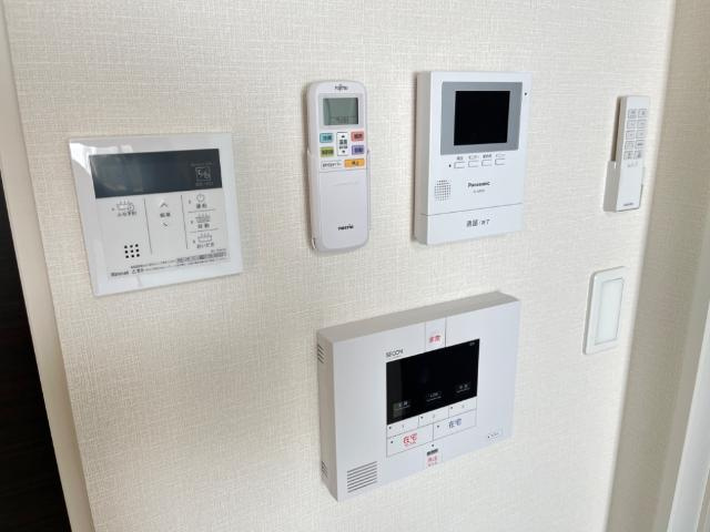 トリコロールⅢのセキュリティ|カメラ付インターホン