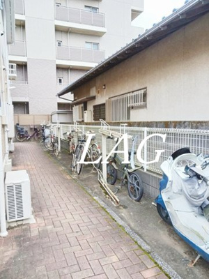 【その他共用部分】 | レインボーシャトー | 駐輪場です。
