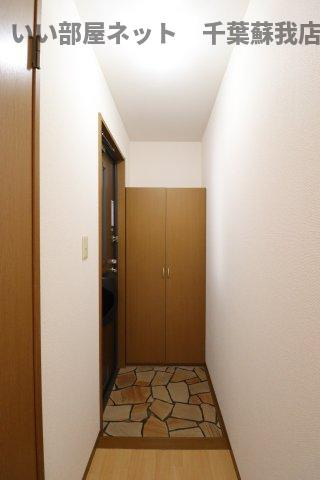 ヴィクトワールＢの玄関|シンプルで使いやすい玄関です