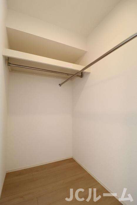 ラトン・ラヴールのバルコニー