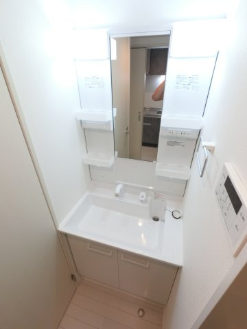 【独立洗面台】