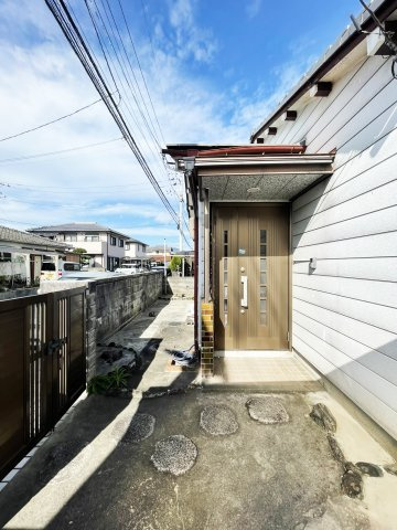 藍住町住吉逆藤39-109　借家のエントランス