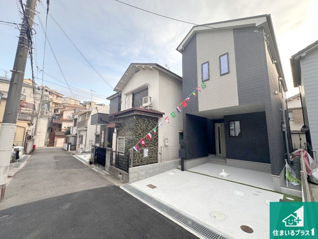 明石市中朝霧丘　新築一戸建ての前面道路含む現地写真|車通りの少ない前面道路！お子様がいらっしゃるご家族でも安心！