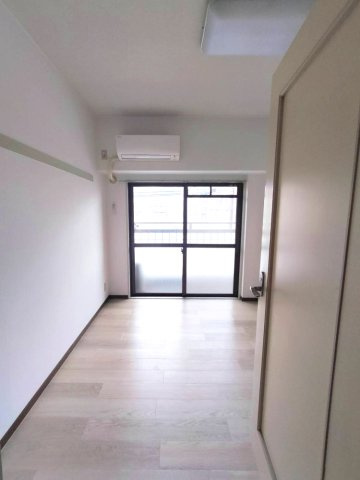 リーグレック元町の居間・リビング