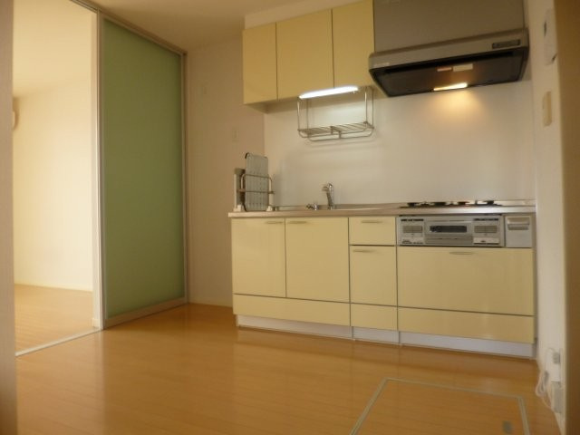 プラージュのキッチン|ダイニングキッチン